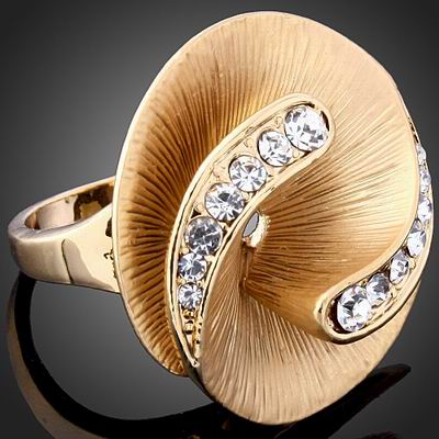 27mm WIDE SWIRL SWAROVSKI CRYSTAL RING-sz 9.5
